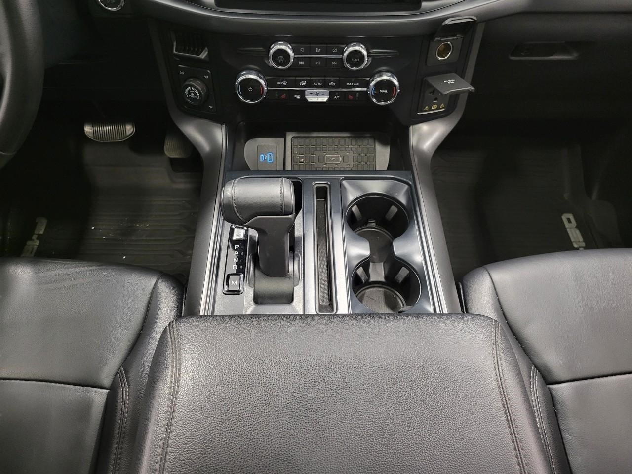 2024 Ford F-150 XLT 4WD 5.5' BOX ** PANORAMIC SUNROOF ** LEATHER ** POWERBOOST **