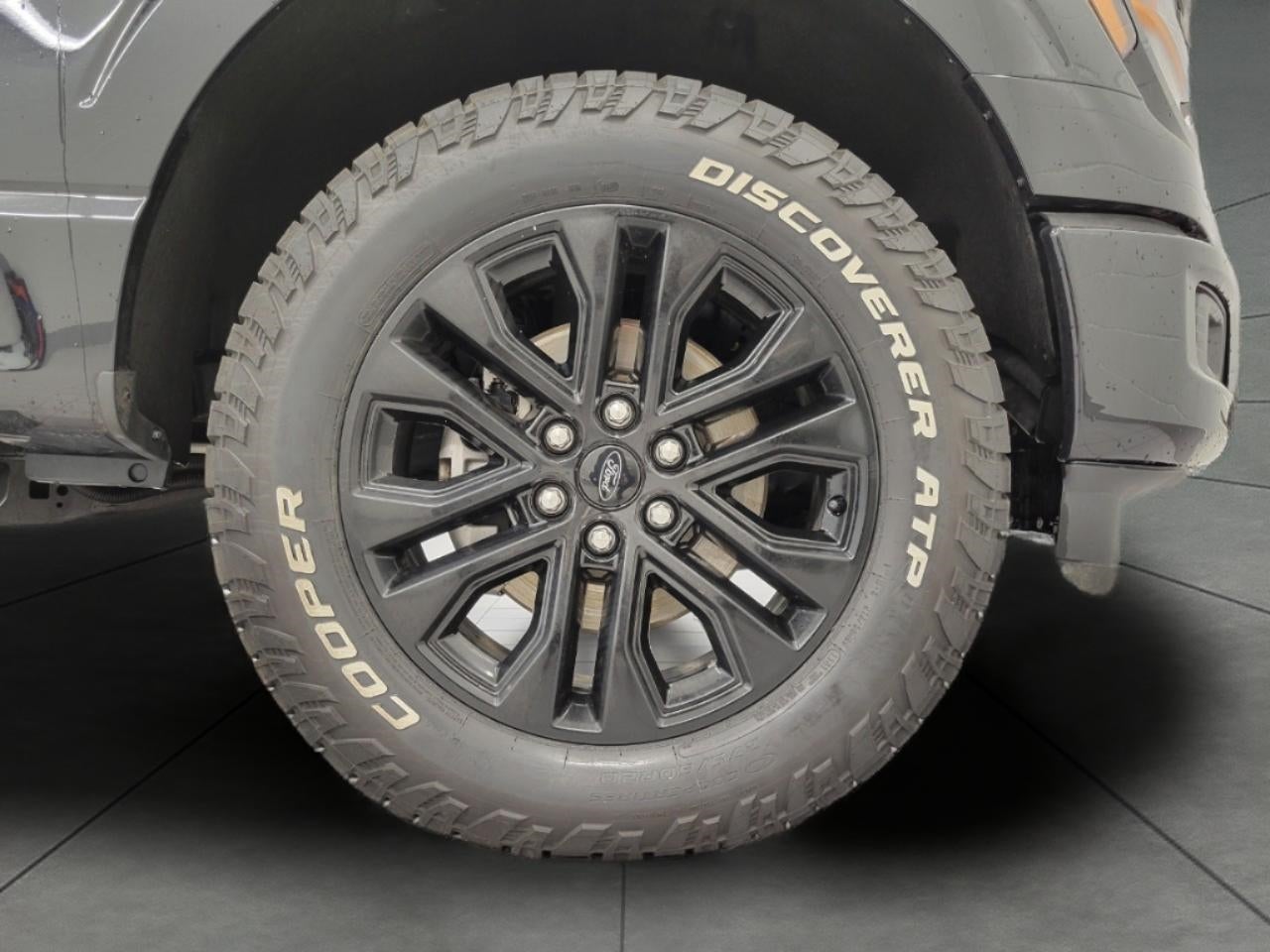 2024 Ford F-150 XLT 4WD 5.5' BOX ** PANORAMIC SUNROOF ** LEATHER ** POWERBOOST **