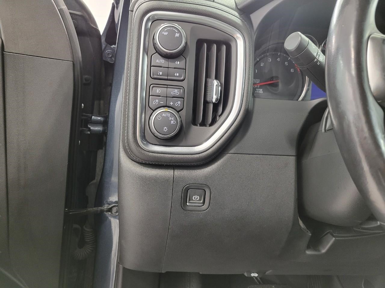 2019 Chevrolet Silverado 1500 4WD Double Cab 147 RST