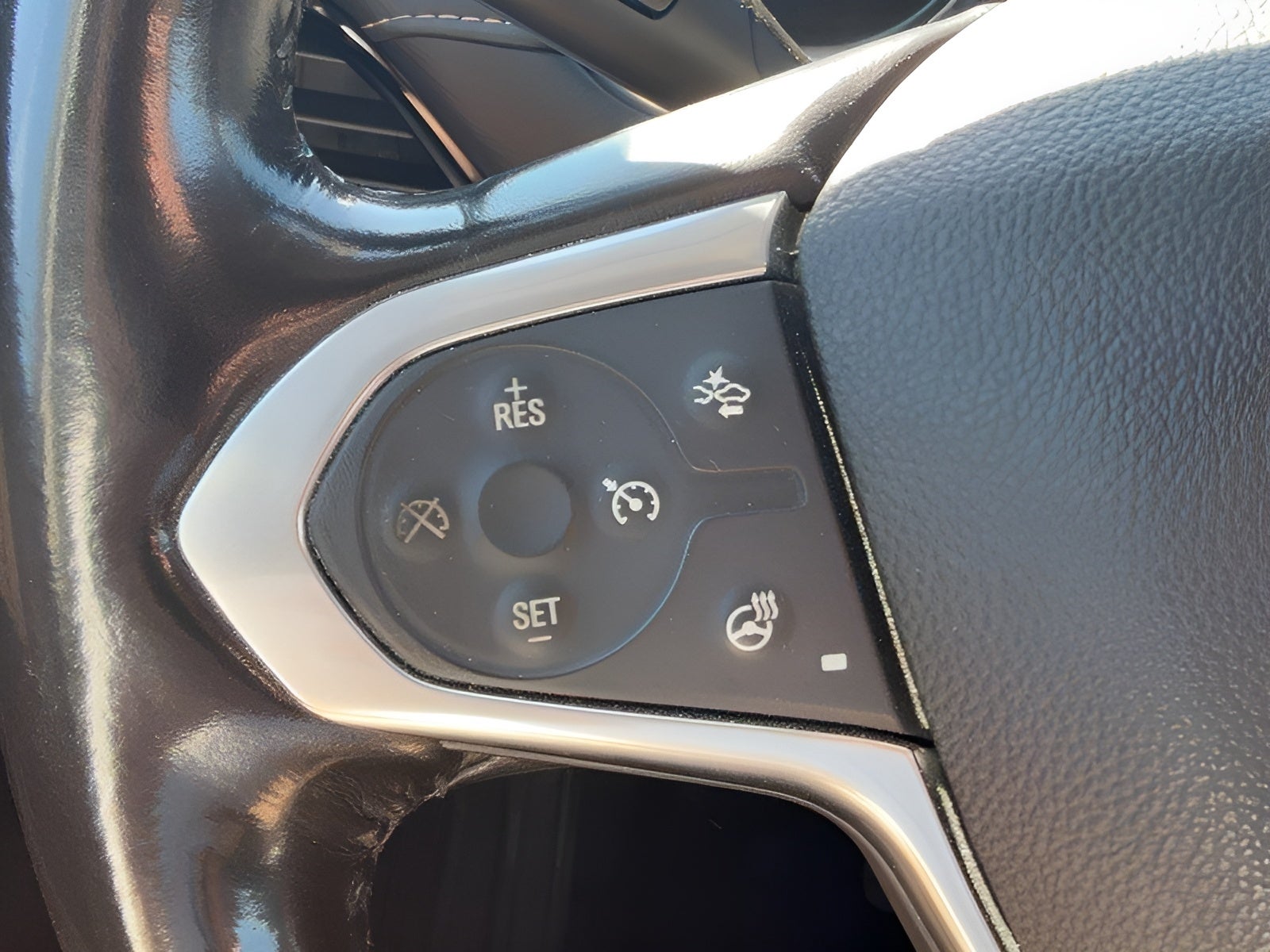 2021 Chevrolet Traverse AWD 4dr LT Cloth w/1LT