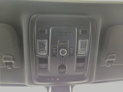 2022 Chevrolet Suburban 4WD 4dr Premier