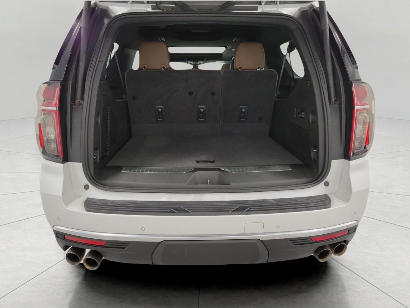 2022 Chevrolet Suburban 4WD 4dr High Country