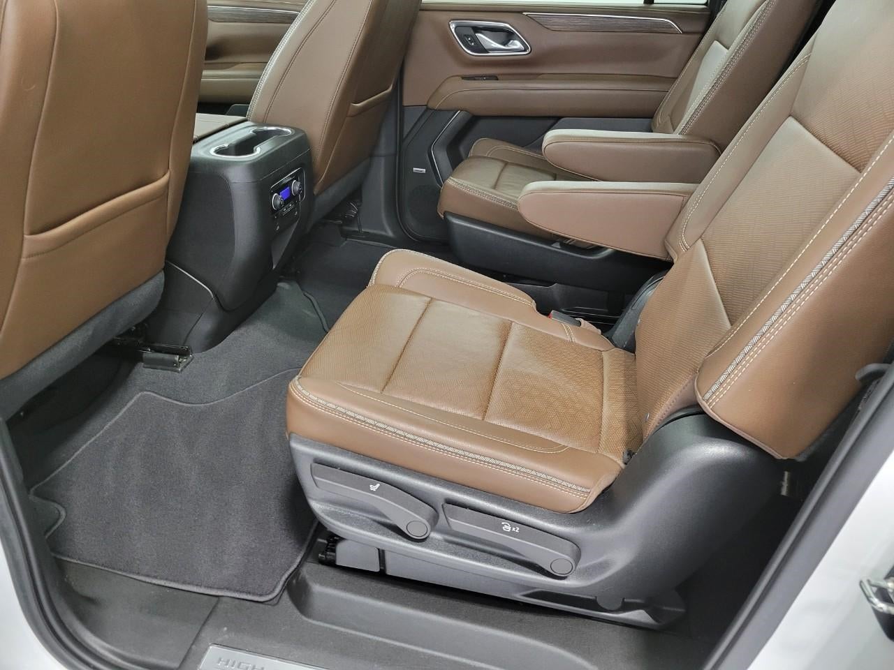 2022 Chevrolet Suburban 4WD 4dr High Country