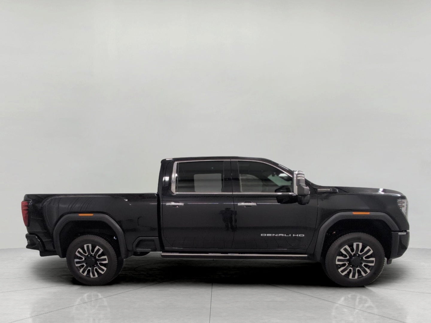 2024 GMC Sierra 2500HD 4WD Crew Cab 159 Denali Ultimate