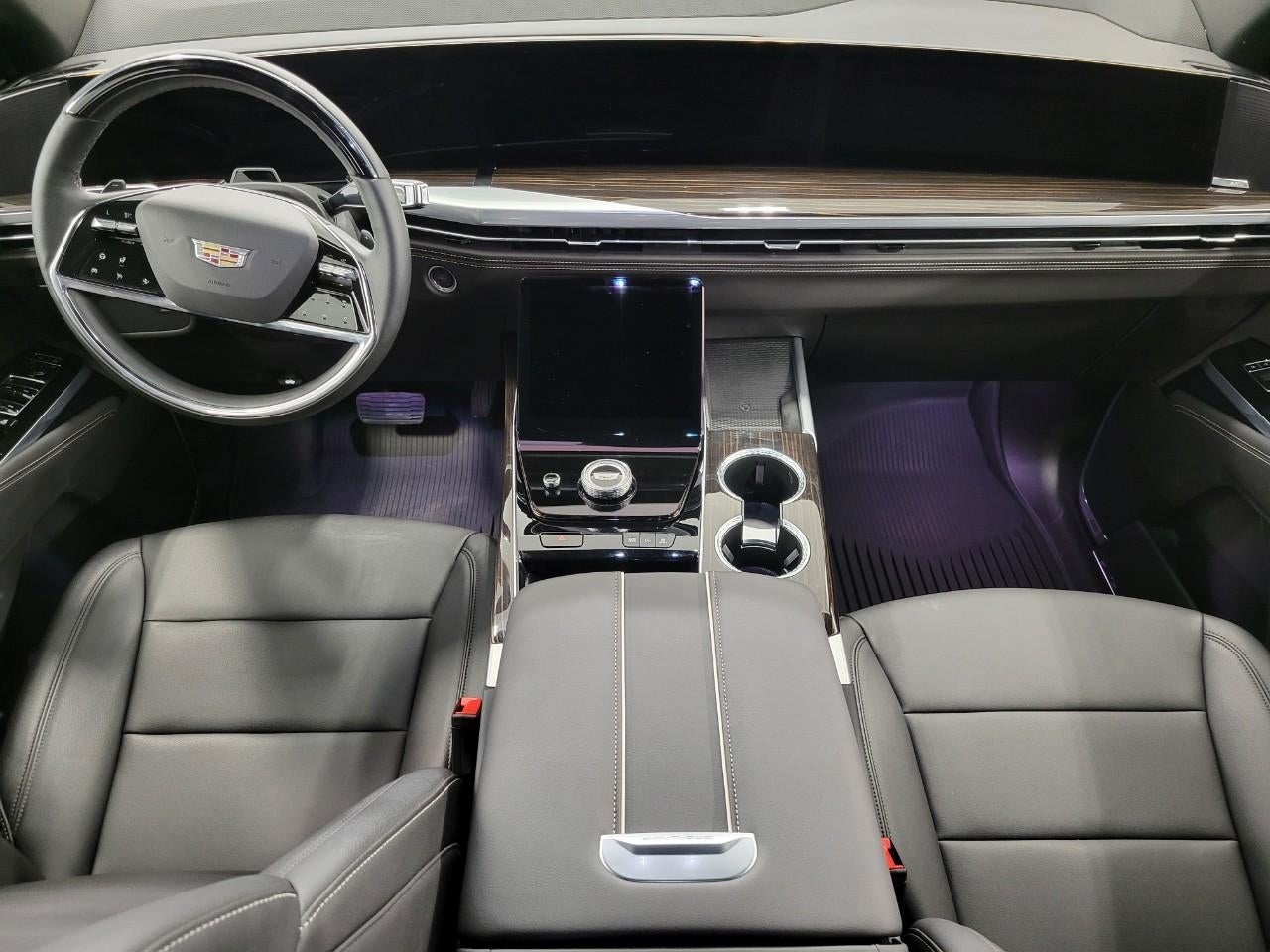 2025 Cadillac Escalade 4WD 4dr Luxury