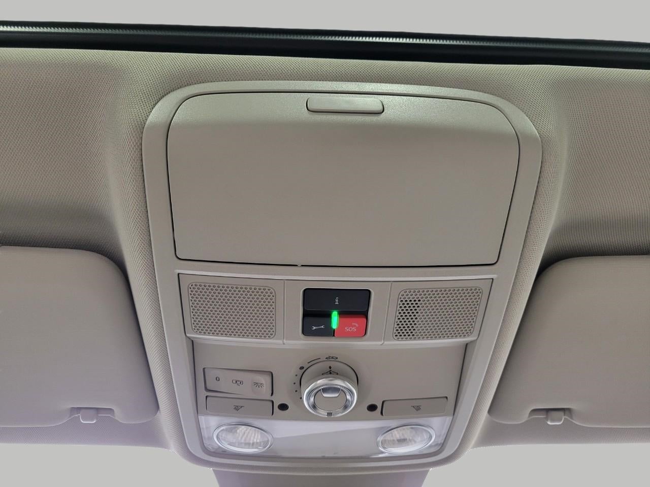 2022 Volkswagen Passat 2.0T SE Auto