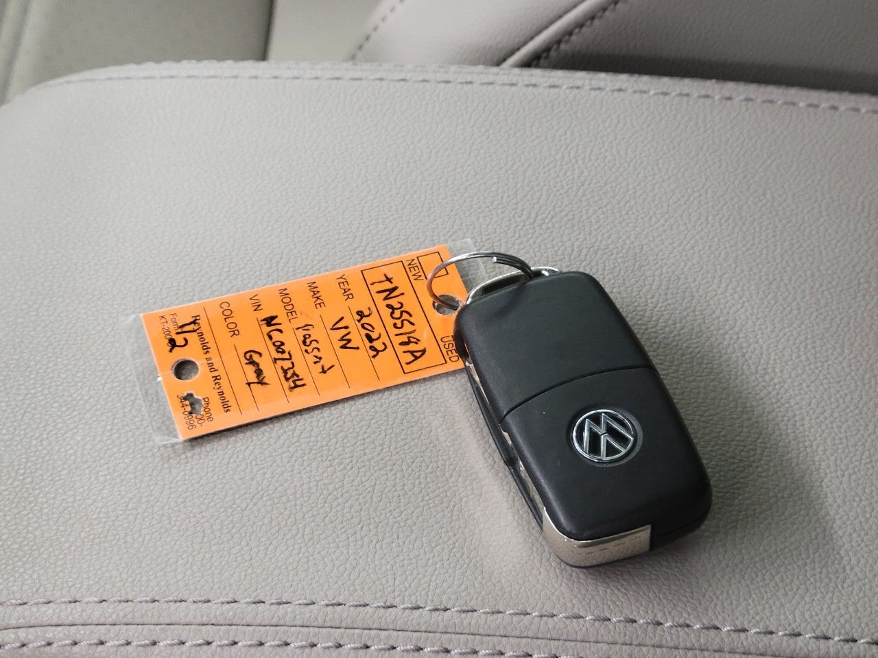 2022 Volkswagen Passat 2.0T SE Auto