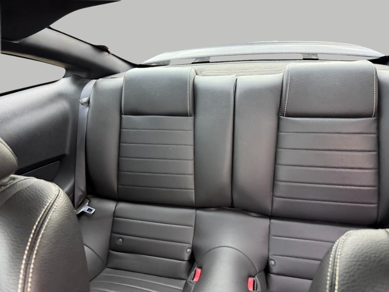 2010 Ford Mustang 2dr Cpe GT Premium