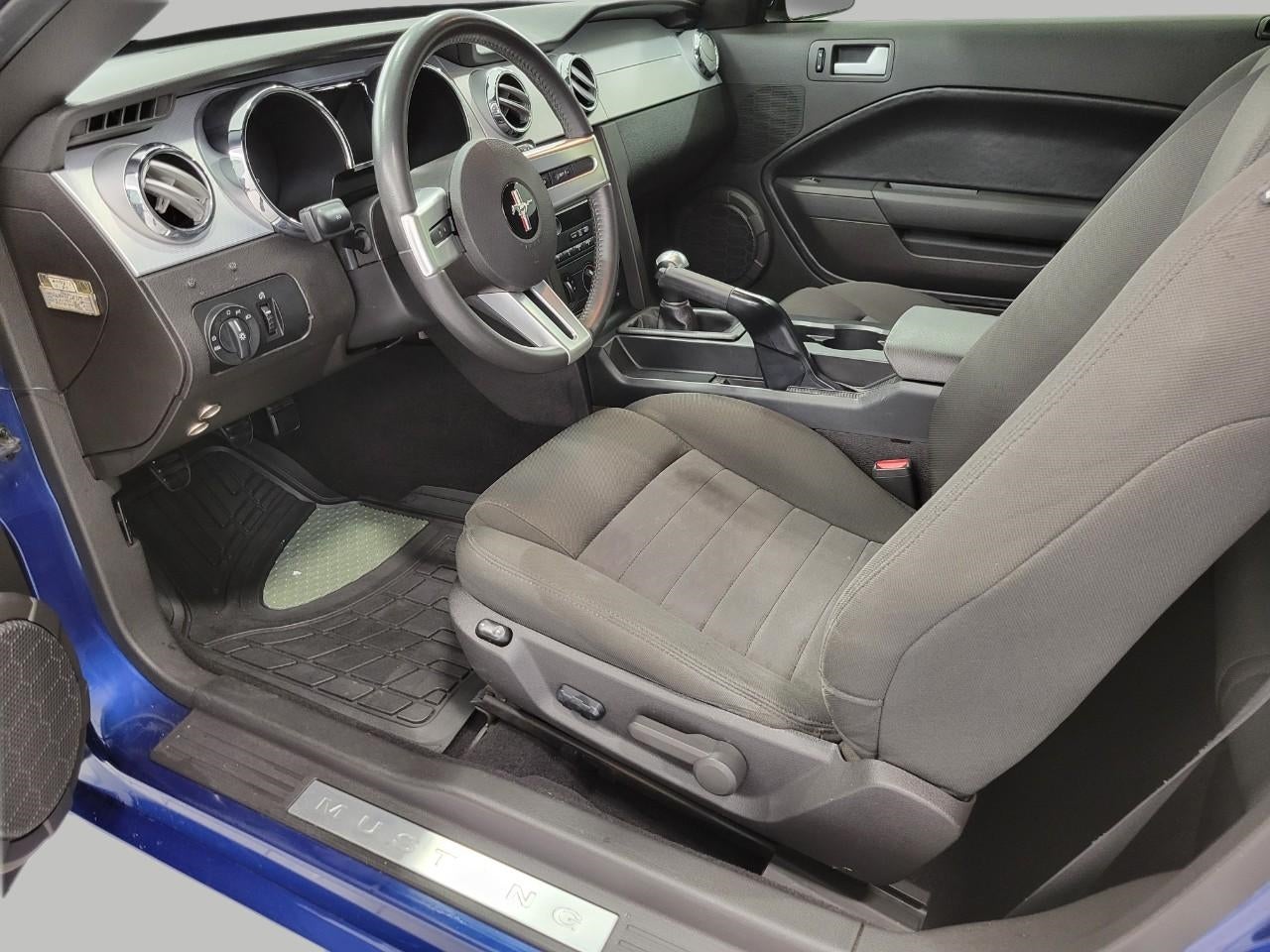 2008 Ford Mustang 2dr Cpe GT Deluxe