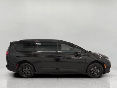 2025 Chrysler Pacifica Hybrid Select FWD
