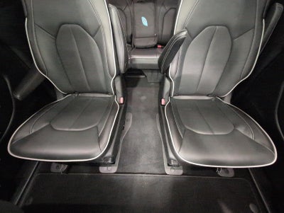 2025 Chrysler Pacifica Hybrid Select FWD