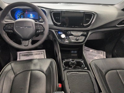 2025 Chrysler Pacifica Hybrid Select FWD