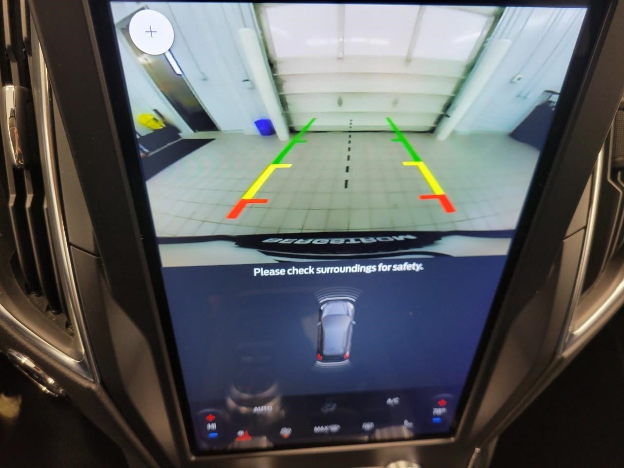 2024 Ford Edge TITANIUM AWD ** HEATED STEERING WHEEL ** CO-PILOT 360 ** AUTO HIGHT BEAMS **