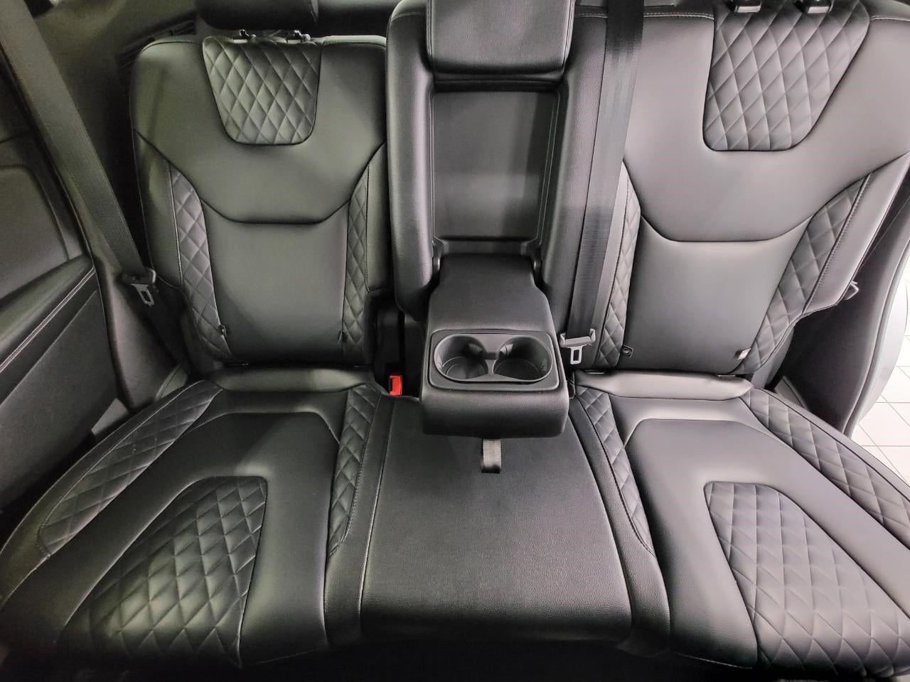 2024 Ford Edge TITANIUM AWD ** HEATED STEERING WHEEL ** CO-PILOT 360 ** AUTO HIGHT BEAMS **