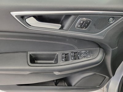 2024 Ford Edge TITANIUM AWD ** HEATED STEERING WHEEL ** CO-PILOT 360 ** AUTO HIGHT BEAMS **