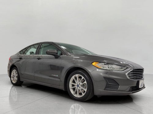 2019 Ford Fusion Hybrid SE FWD ** HYBRID ** NEW TIRES **