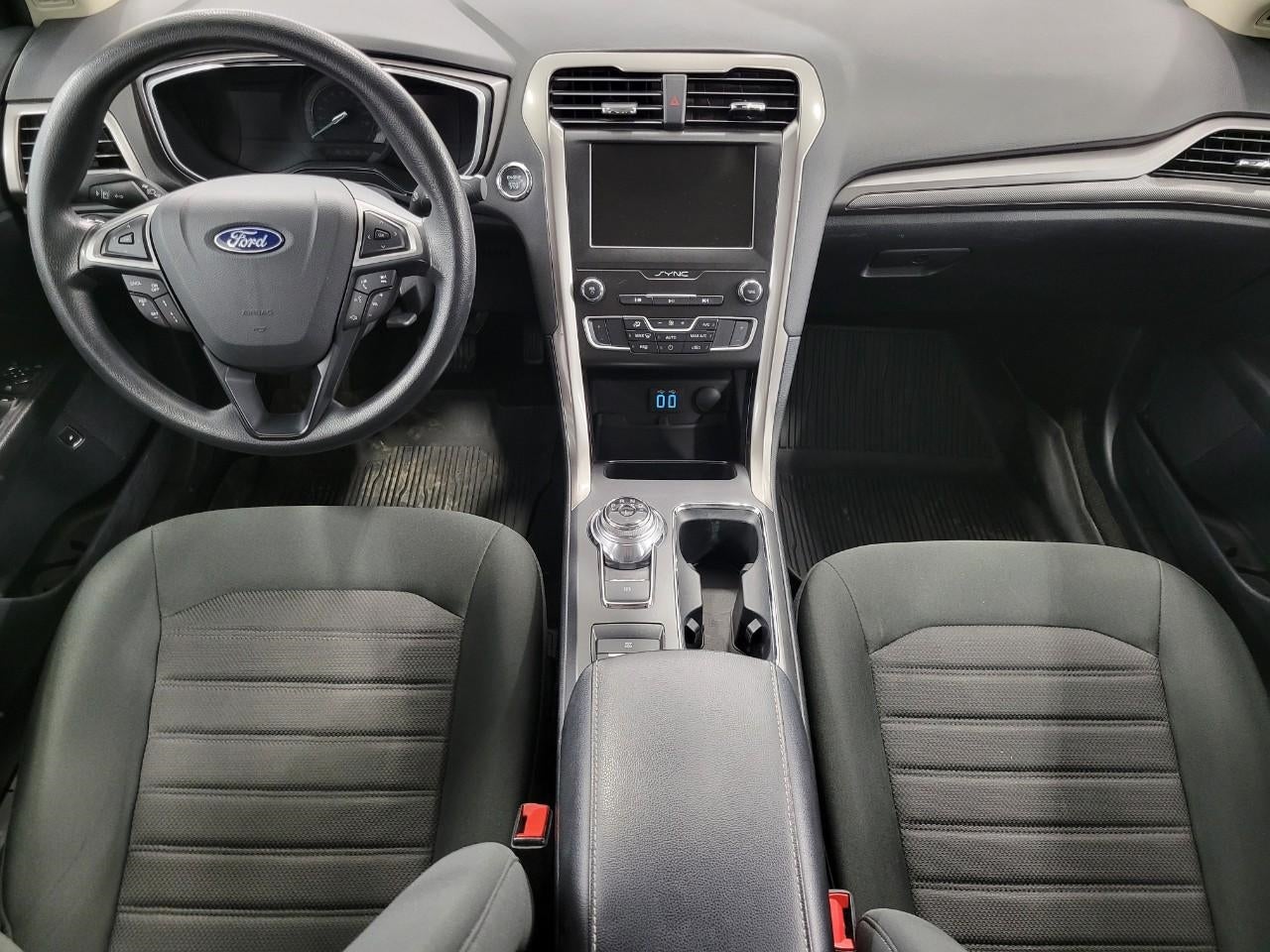 2019 Ford Fusion Hybrid SE FWD ** HYBRID ** NEW TIRES **