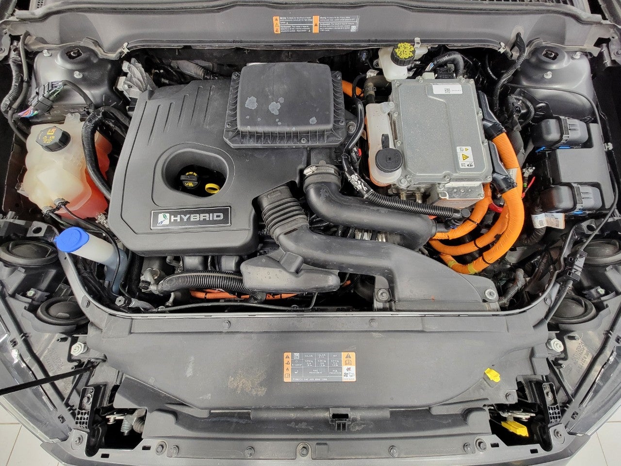 2019 Ford Fusion Hybrid SE FWD ** HYBRID ** NEW TIRES **