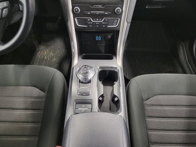 2019 Ford Fusion Hybrid SE FWD ** HYBRID ** NEW TIRES **