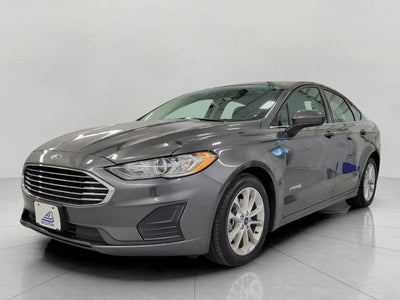2019 Ford Fusion Hybrid SE FWD ** HYBRID ** NEW TIRES **