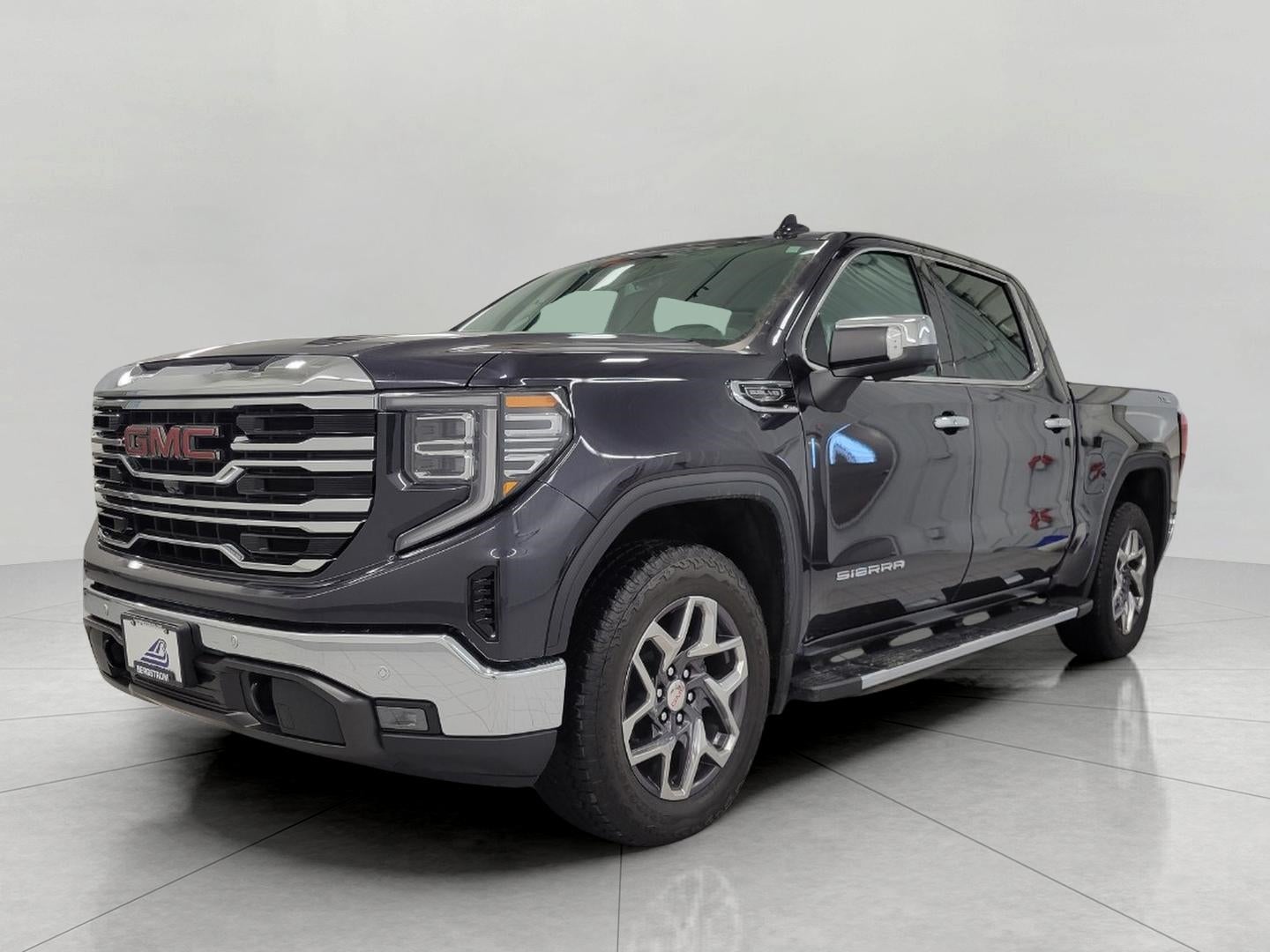 2024 GMC Sierra 1500 4WD Crew Cab 147 SLT