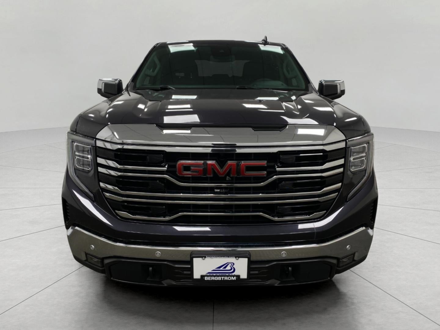 2024 GMC Sierra 1500 4WD Crew Cab 147 SLT