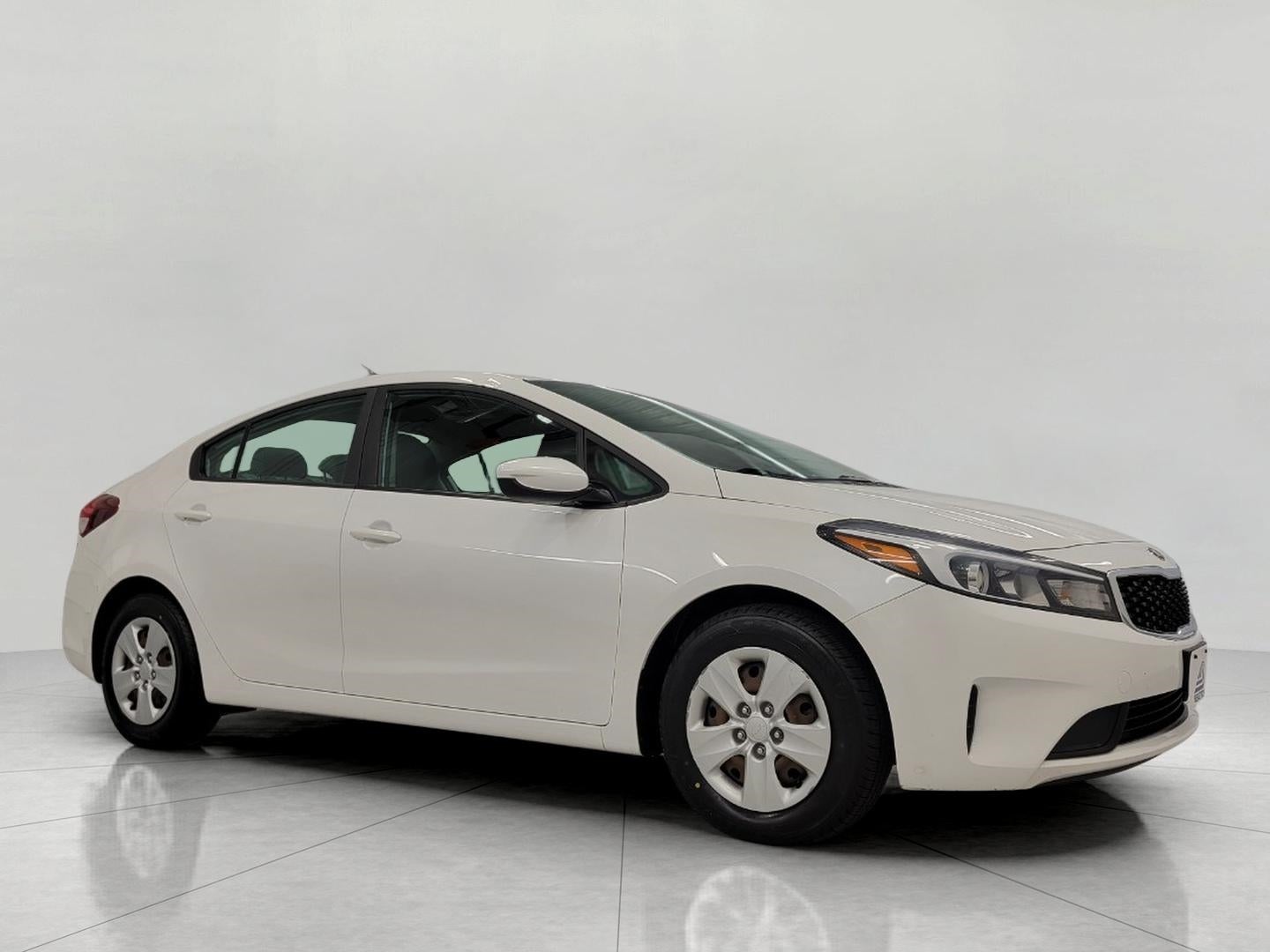 2017 Kia Forte LX Auto
