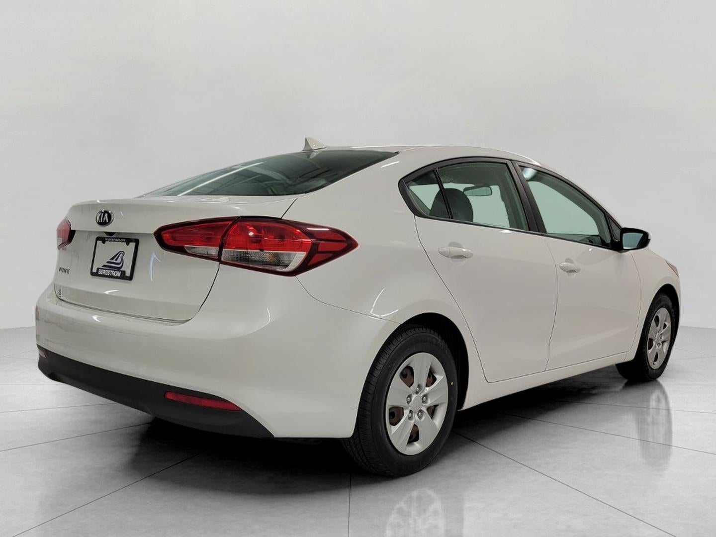 2017 Kia Forte LX Auto