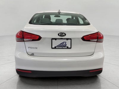 2017 Kia Forte LX Auto