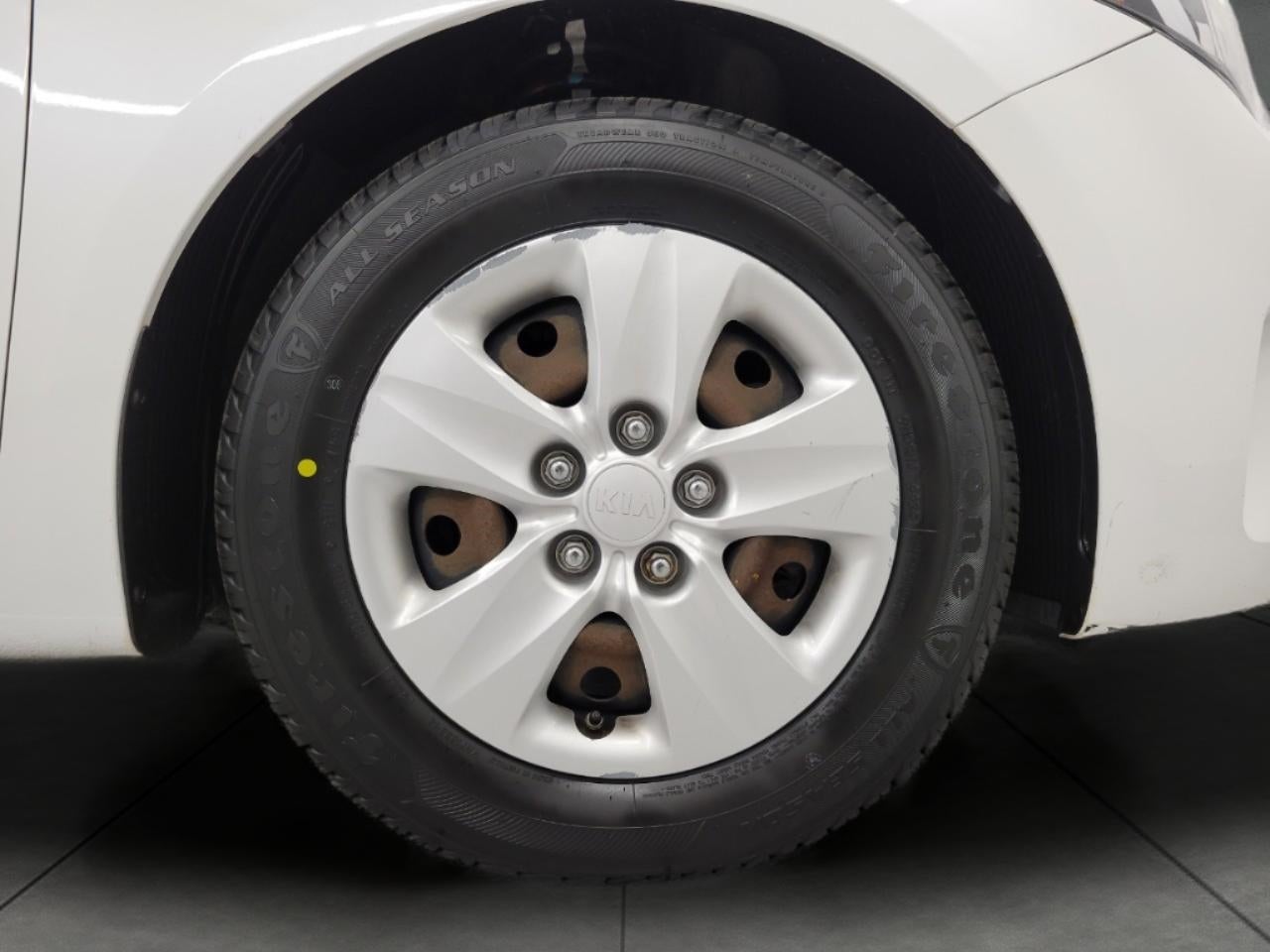 2017 Kia Forte LX Auto