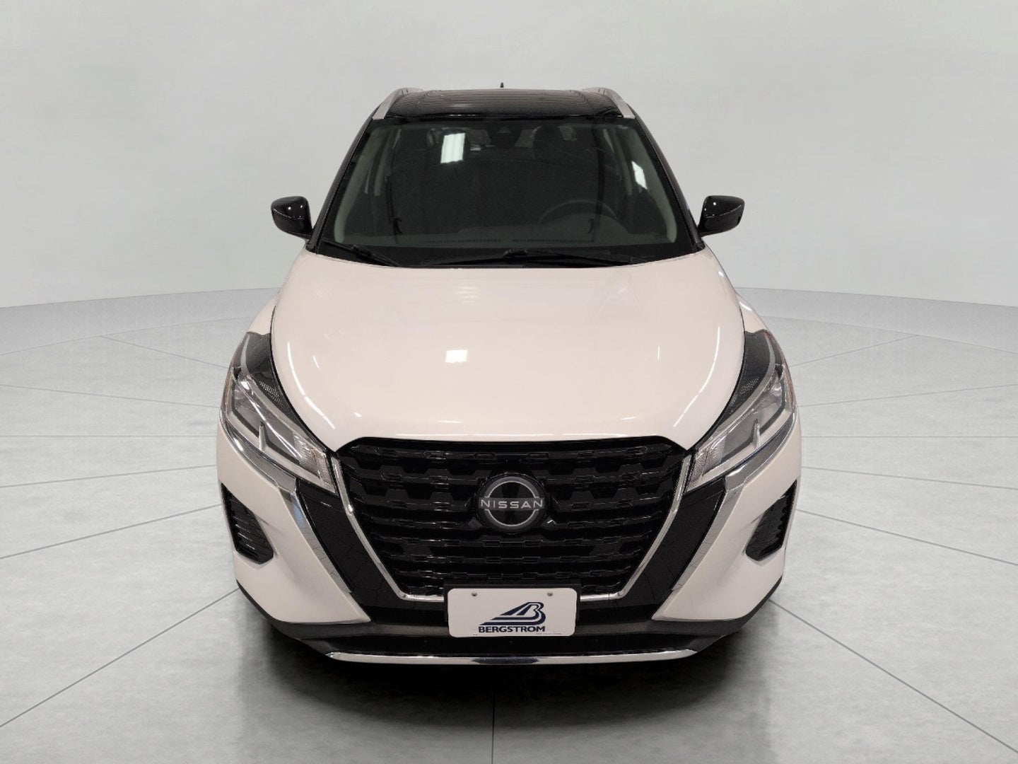 2024 Nissan Kicks SV FWD