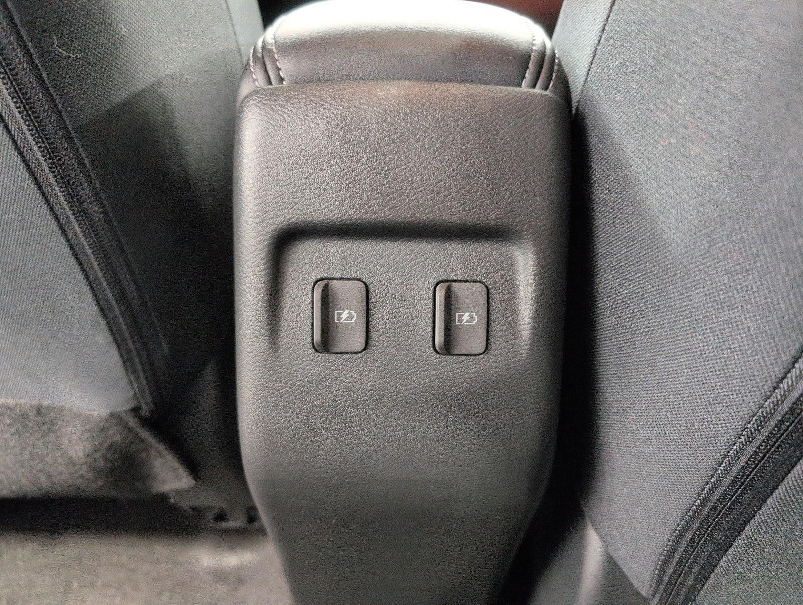2024 Nissan Kicks SV FWD