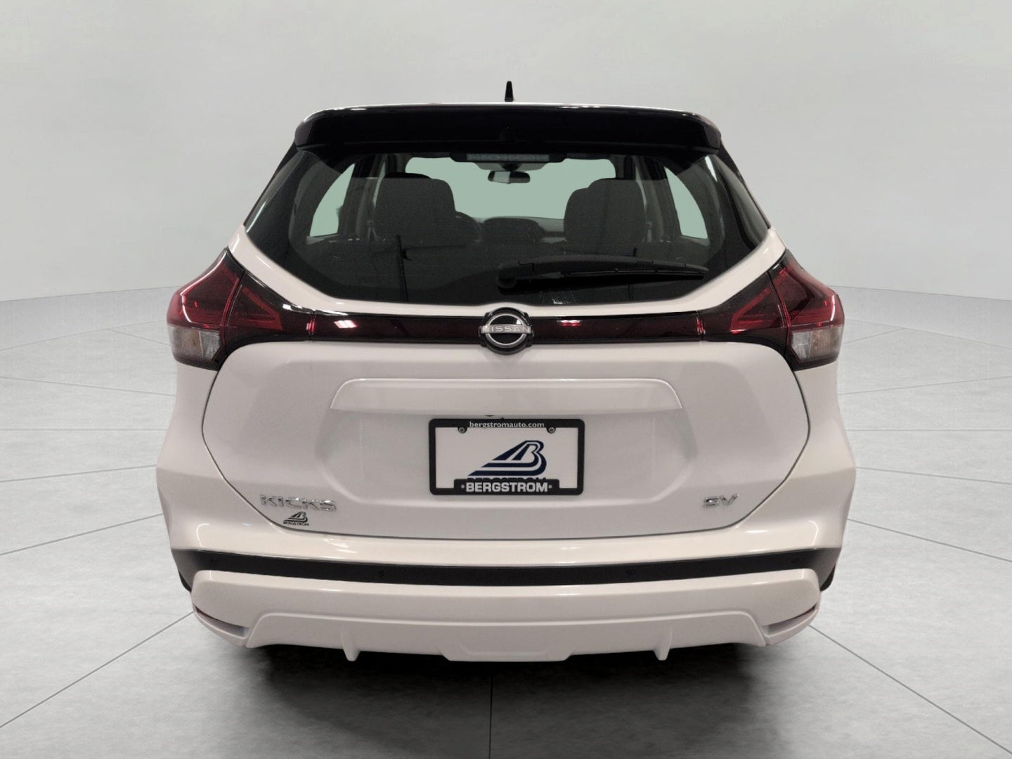 2024 Nissan Kicks SV FWD