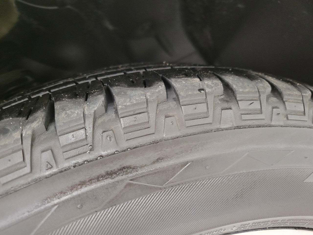 2017 Buick Enclave AWD 4DR PREMIUM ** DUAL SUNROOF ** DVD ** HEATED STEERING WHEEL **