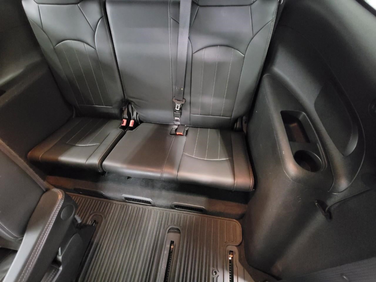 2017 Buick Enclave AWD 4DR PREMIUM ** DUAL SUNROOF ** DVD ** HEATED STEERING WHEEL **