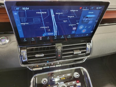 2024 Lincoln Navigator L RESERVE 4X4 ** LUXERY PACKAGE ** MONOCHROMATIC PACKAGE ** PANROAMIC SUNROOF **