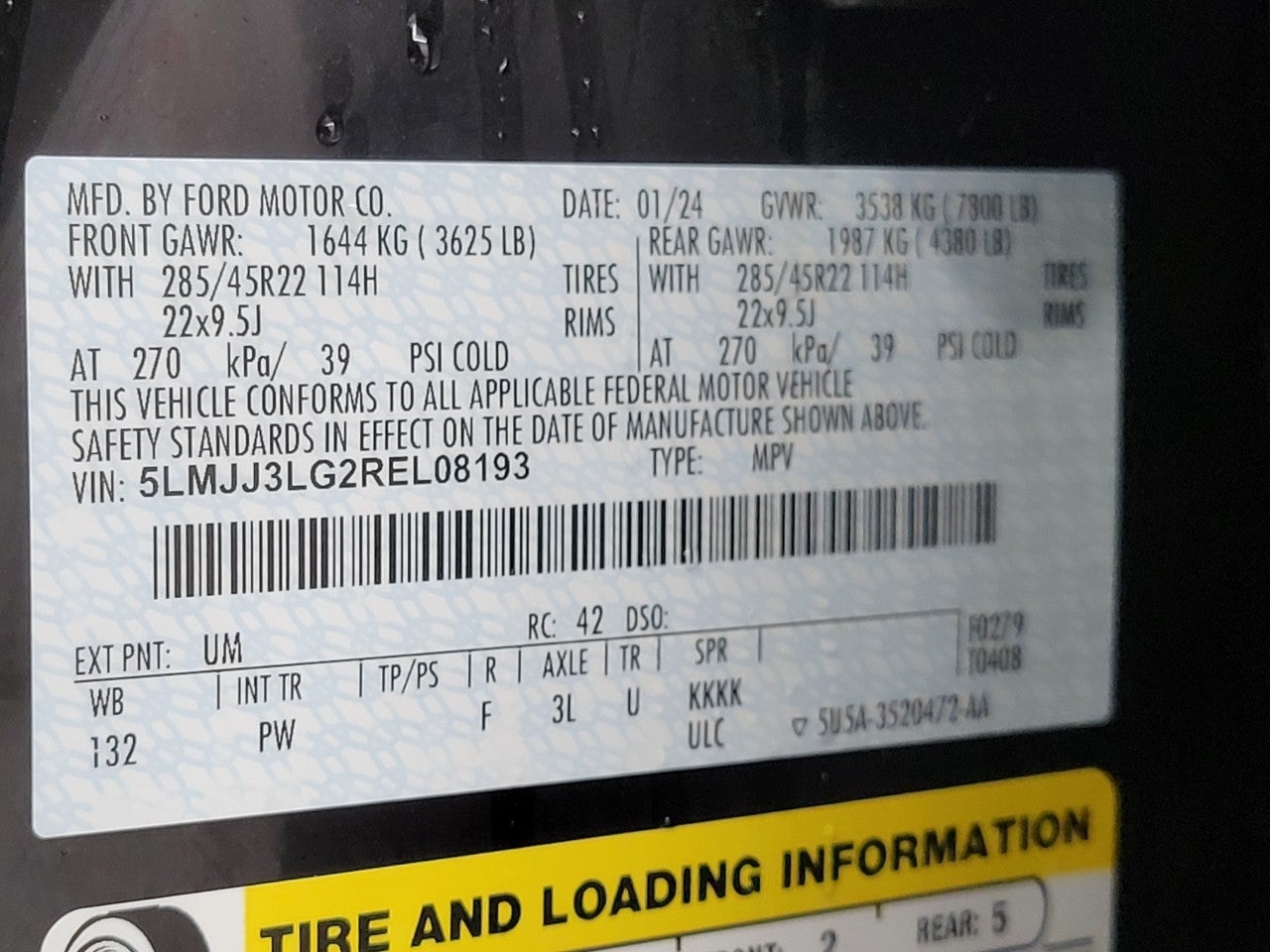 2024 Lincoln Navigator L RESERVE 4X4 ** LUXERY PACKAGE ** MONOCHROMATIC PACKAGE ** PANROAMIC SUNROOF **