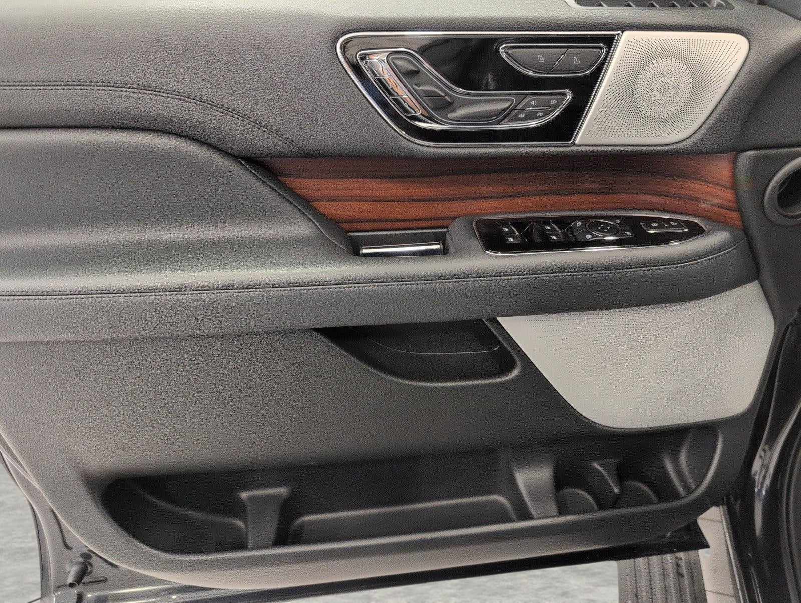 2023 Lincoln Navigator L Reserve 4x4