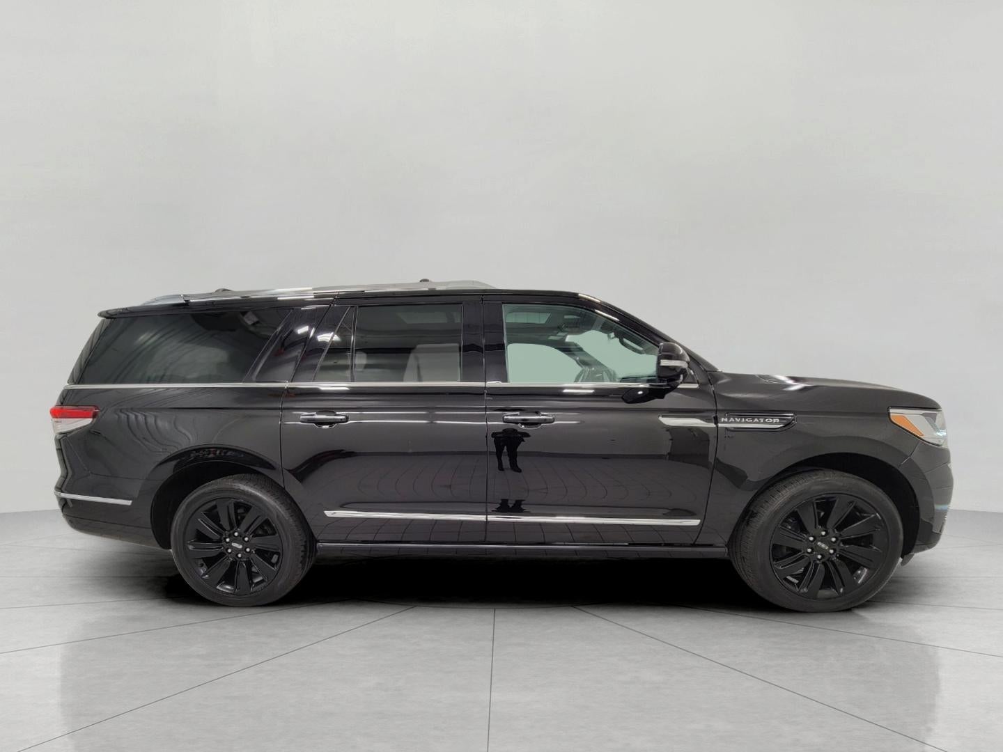2023 Lincoln Navigator L Reserve 4x4