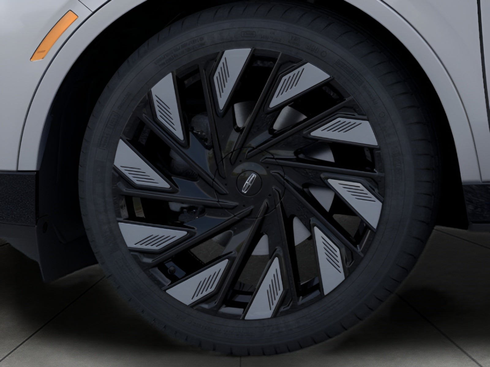 2026 Lincoln Nautilus Reserve AWD