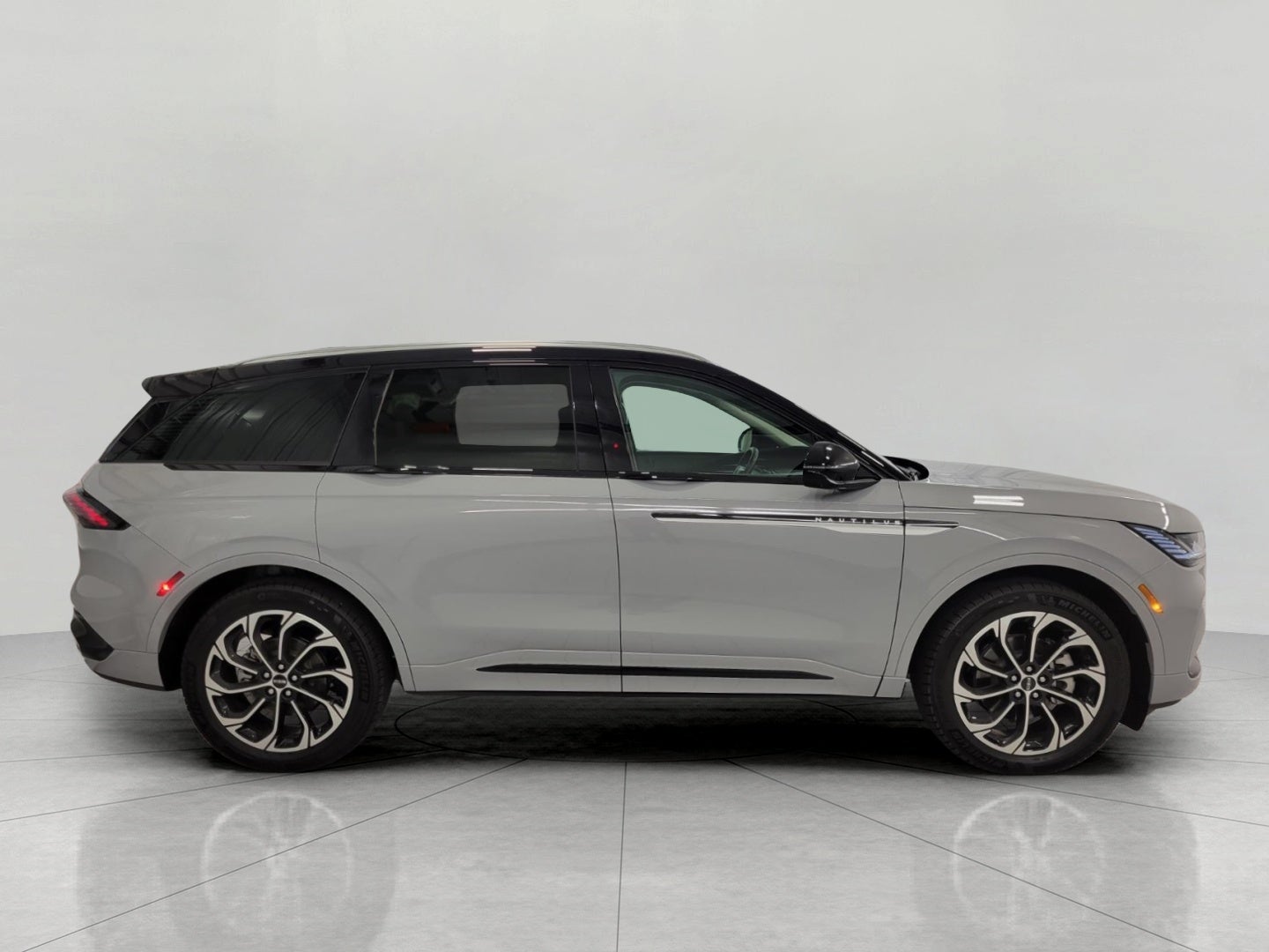 2026 Lincoln Nautilus Reserve AWD