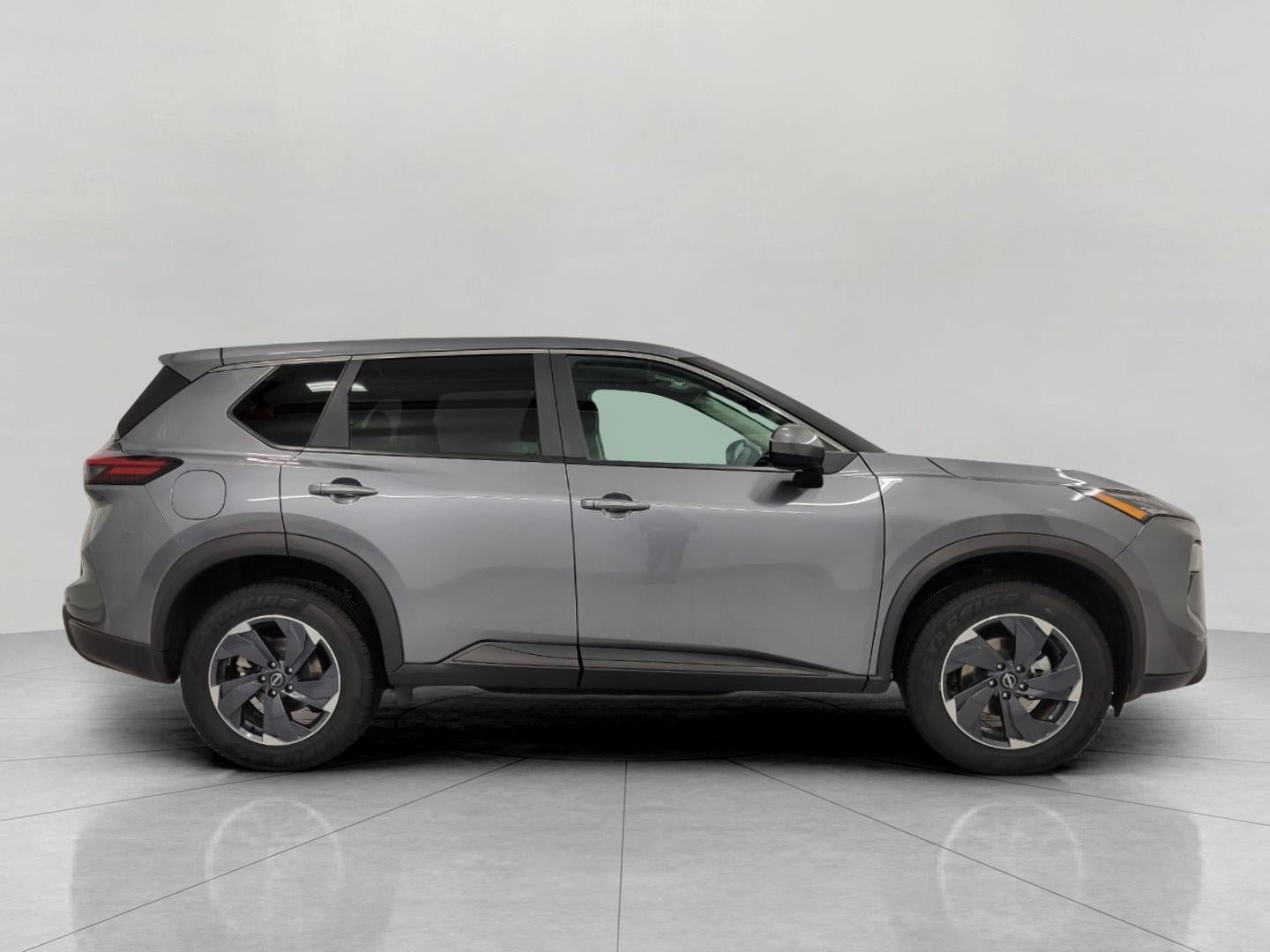 2025 Nissan Rogue AWD SV