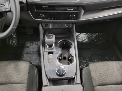 2025 Nissan Rogue AWD SV