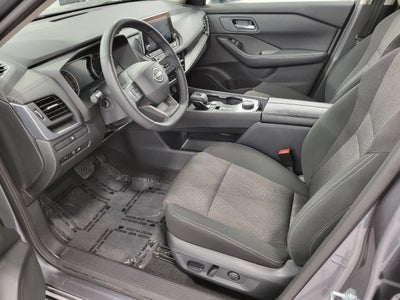 2025 Nissan Rogue AWD SV