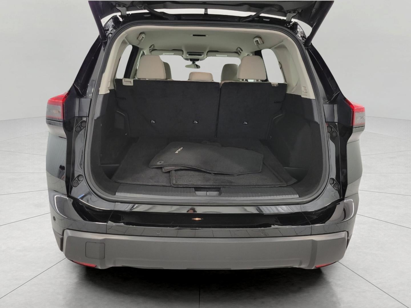 2025 Nissan Rogue AWD SV