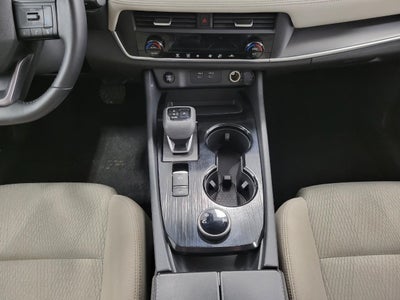 2025 Nissan Rogue AWD SV