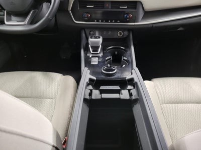 2025 Nissan Rogue AWD SV