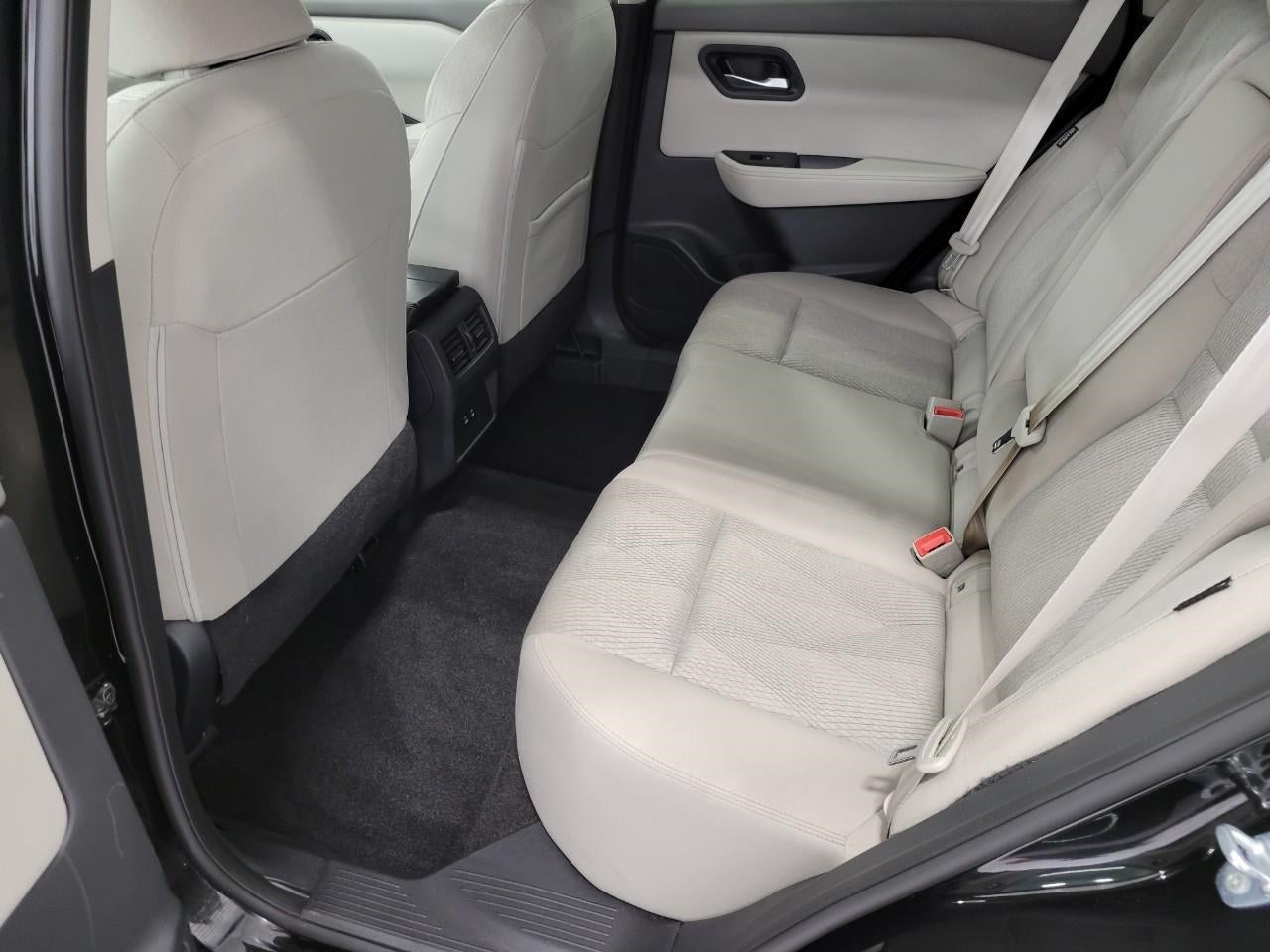 2025 Nissan Rogue AWD SV