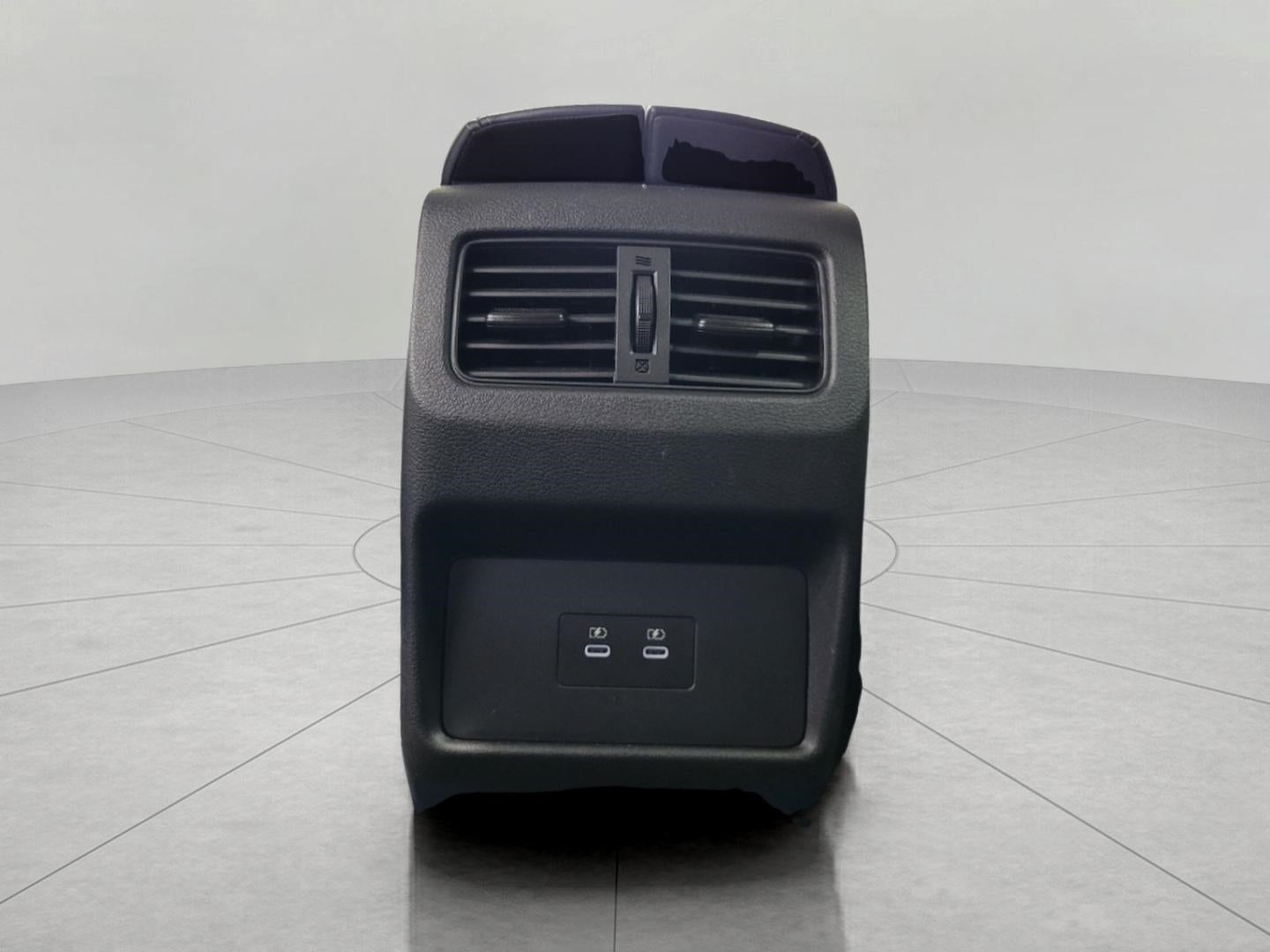 2025 Nissan Rogue AWD SV