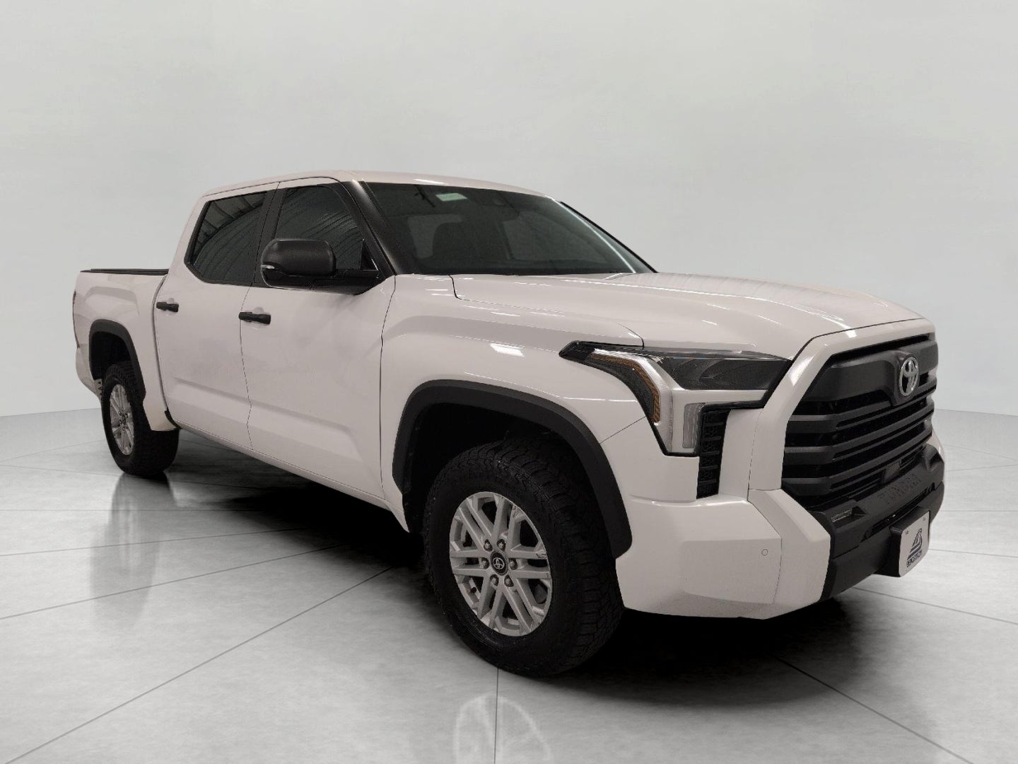 2025 Toyota Tundra 4WD SR5 CrewMax 5.5' Bed